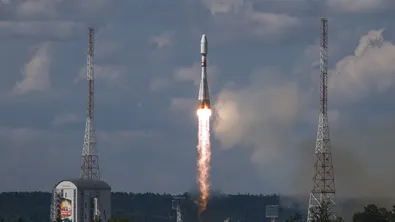 Русия изпрати мишки, мушици и лунен прах в орбита