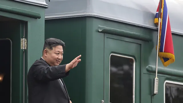 Бавно по релсите: Ким Чен Ун на път за Китай