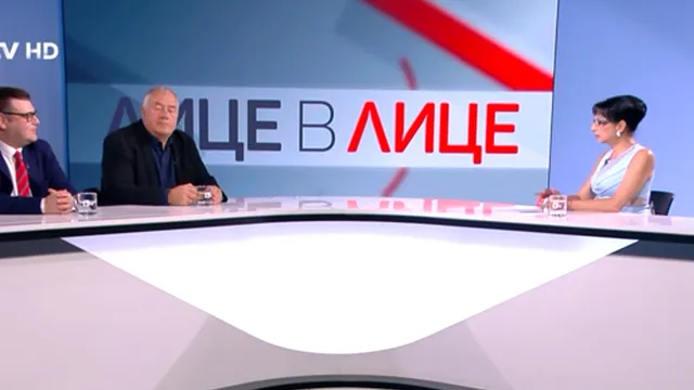 Български министри на парада в Пекин: символика, разделена външна политика и „завладяната държава“