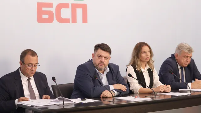 Без оставка от Зафиров. Бил в Китай „партийно“