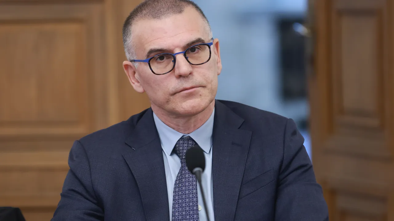 Дянков: Провалът на Франция ще засили надзора на Брюксел