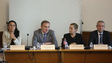 Промени в НК за домовете за възрастни приети на първо четене