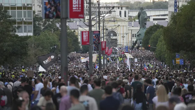 Косово подкрепя протестиращите сърби, оплакват се от Белград