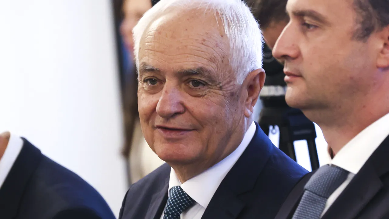 Запрянов: Няма смущения в показанията на GPS на вертолетите, превозвали Урсула фон дер Лайен