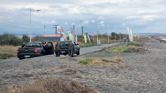 Военен дрон изплува на плажа в Бургас
