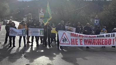 С началото на учебната година жителите на Княжево подновяват протестите за безопасен бул. „Цар Борис III“