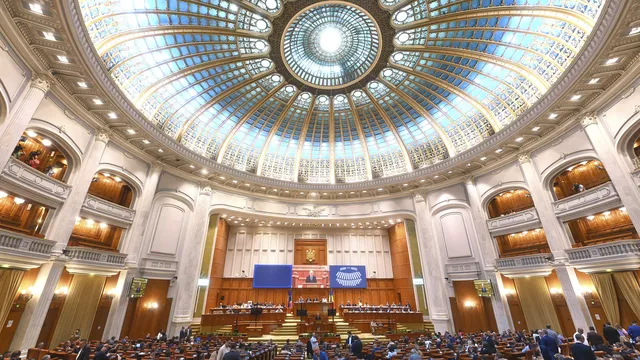 В Румъния почетоха Чарли Кърк