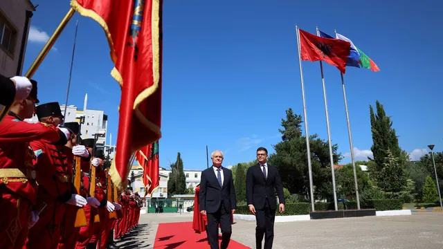 Атанас Запрянов обсъжда Коридор №8 в Албания