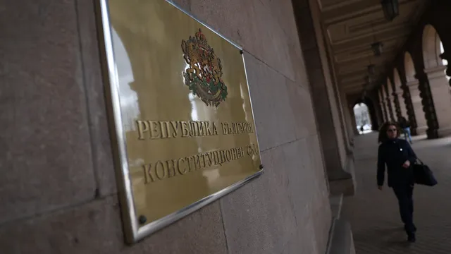 КС остави Главчев извън обсега си, но се зае с изборите на Къдрева и Божинов