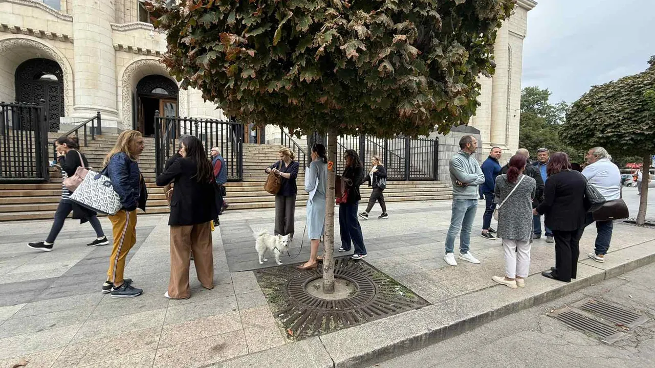 Протест на близки на загинали при катастрофи