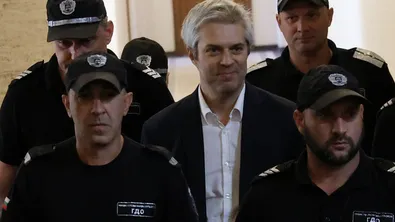 Съдът си направи отвод от мярката на варненския кмет заради „зависими“, „бухалки“, „послушни“