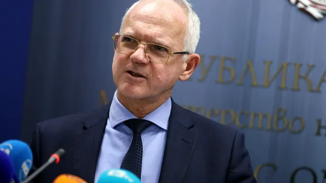 Васил Велев, АИКБ: Трета година спад в индустриалното производство