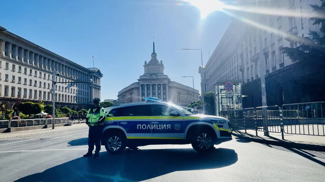 Центърът на София е блокиран: ПП с акция срещу Пеевски и Борисов, „Възраждане“ също готви протест