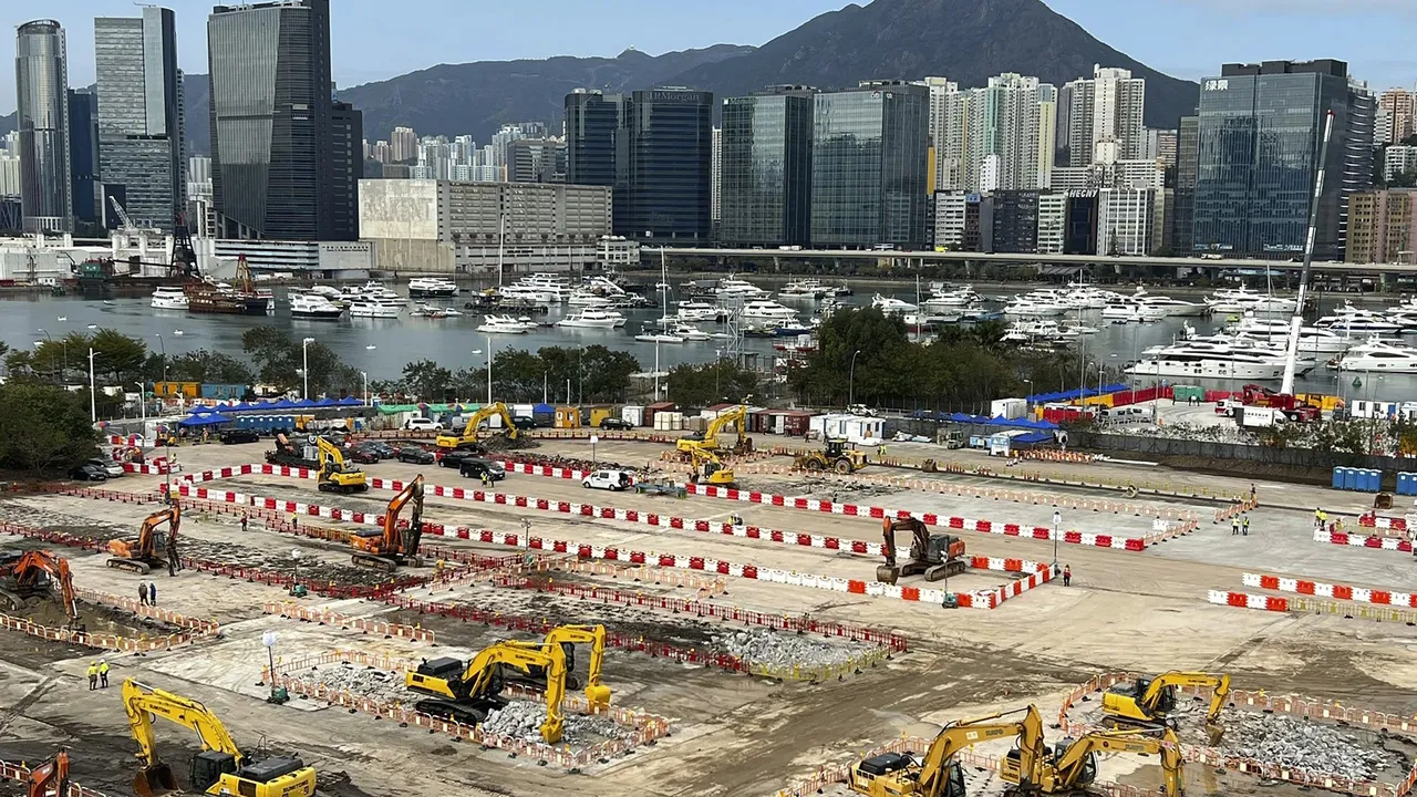 Евакуираха 6000 души в Хонконг заради бомба от Втората световна война