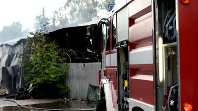128 пожара потушени за денонощие в страната
