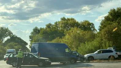 Верижна катастрофа затрудни шофьорите на вход към София