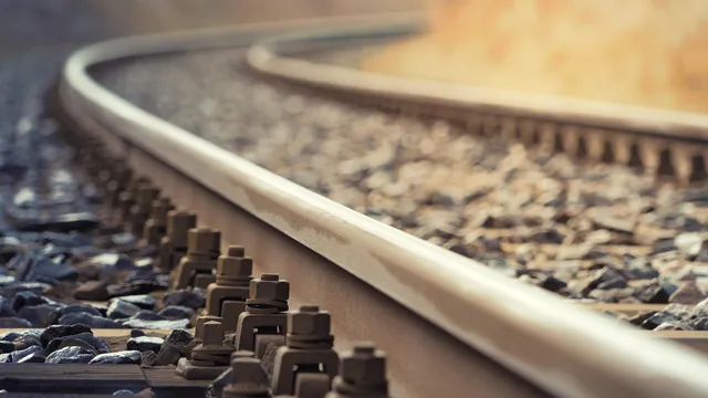 Жена е загинала, след като е била блъсната от влак