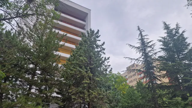 УНСС търси общежития за студентите си в сградите на други университети