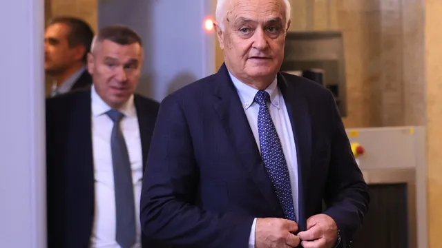 Запрянов: Заемът по механизма за укрепване на европейската отбранителна промишленост е при изключително благоприятни условия