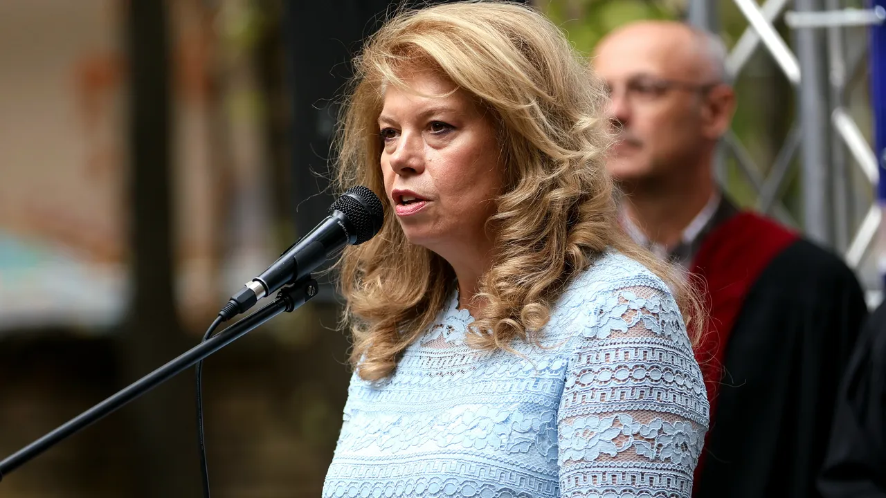 Йотова: Борисов нанесе втори удар срещу Министерския съвет