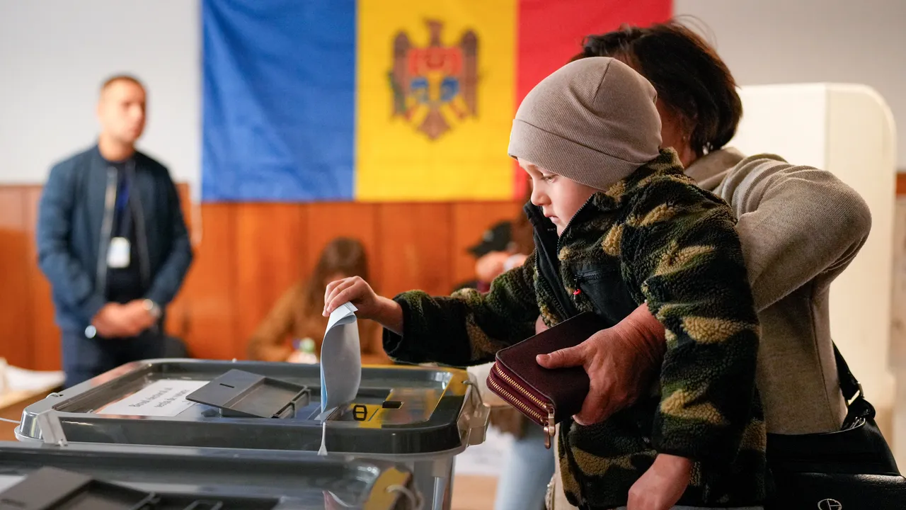 Бомбени заплахи срещу изборни секции на Молдова в чужбина