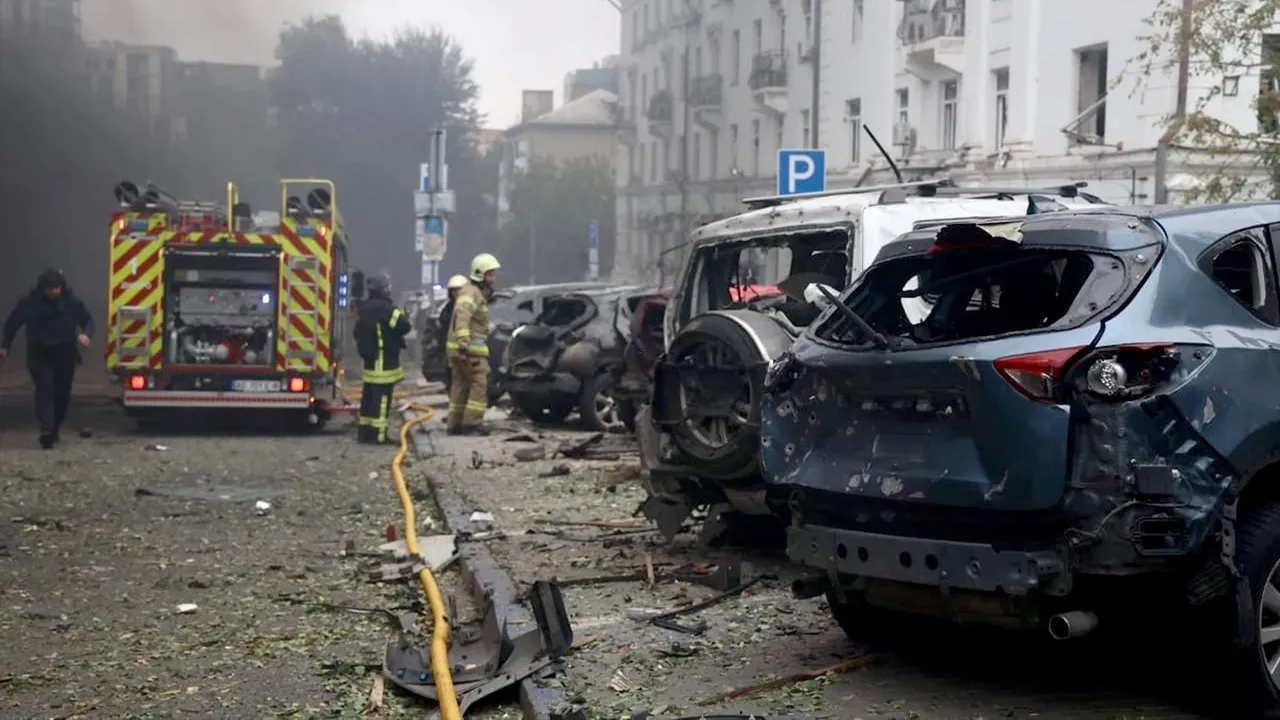 Един загинал след удар на руски дрон в Днепър