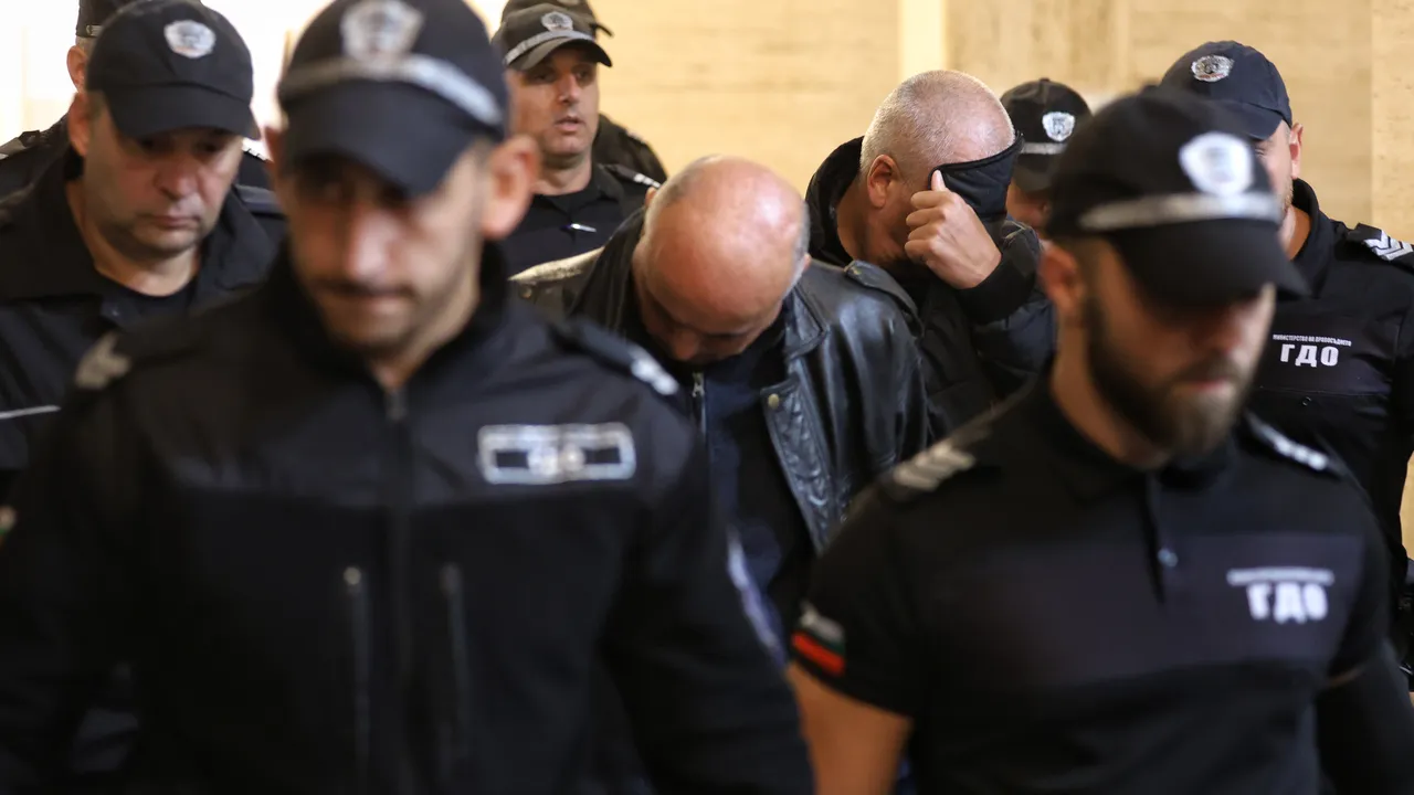 Конфедерацията на автобусните превозвачи за скандала с подкупа: Държавата е създала условия за тази корупция