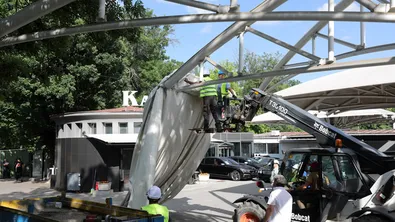 Терзиев: Столична община ще премахне конструкциите на автокъща "Капитолия"