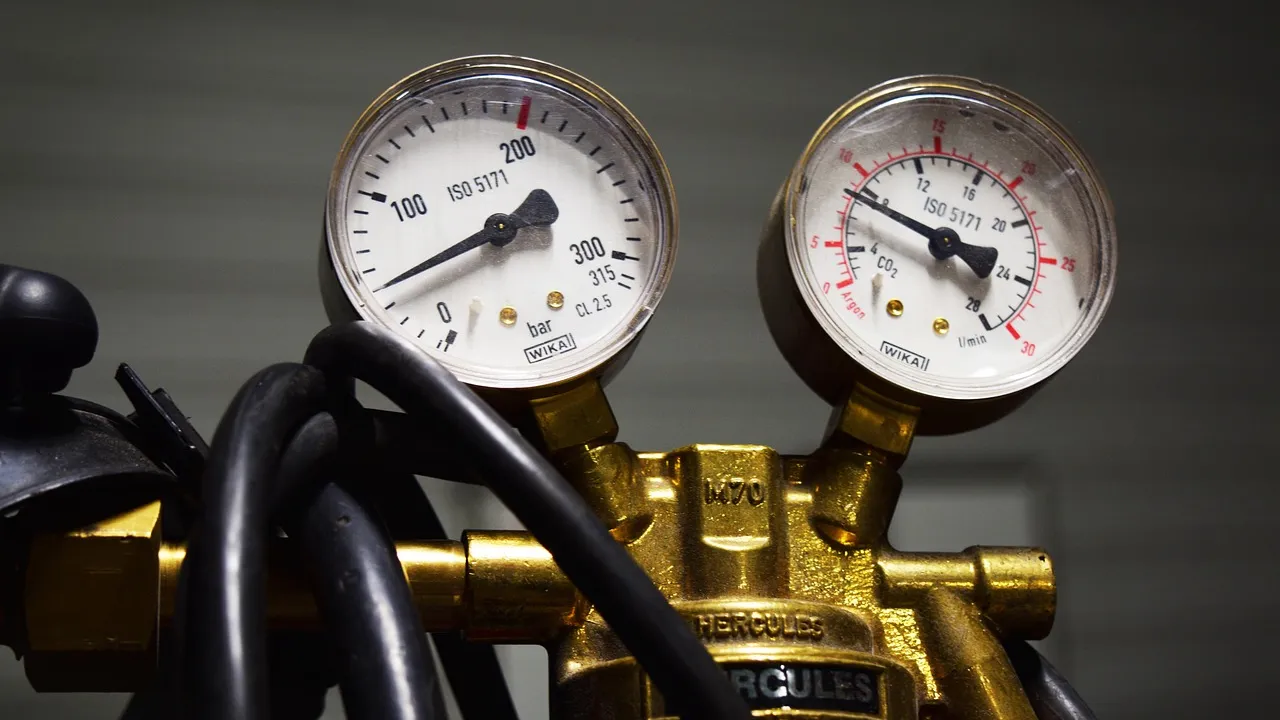 Мартин Владимиров: Може да внасяме големи количества газ през Турция