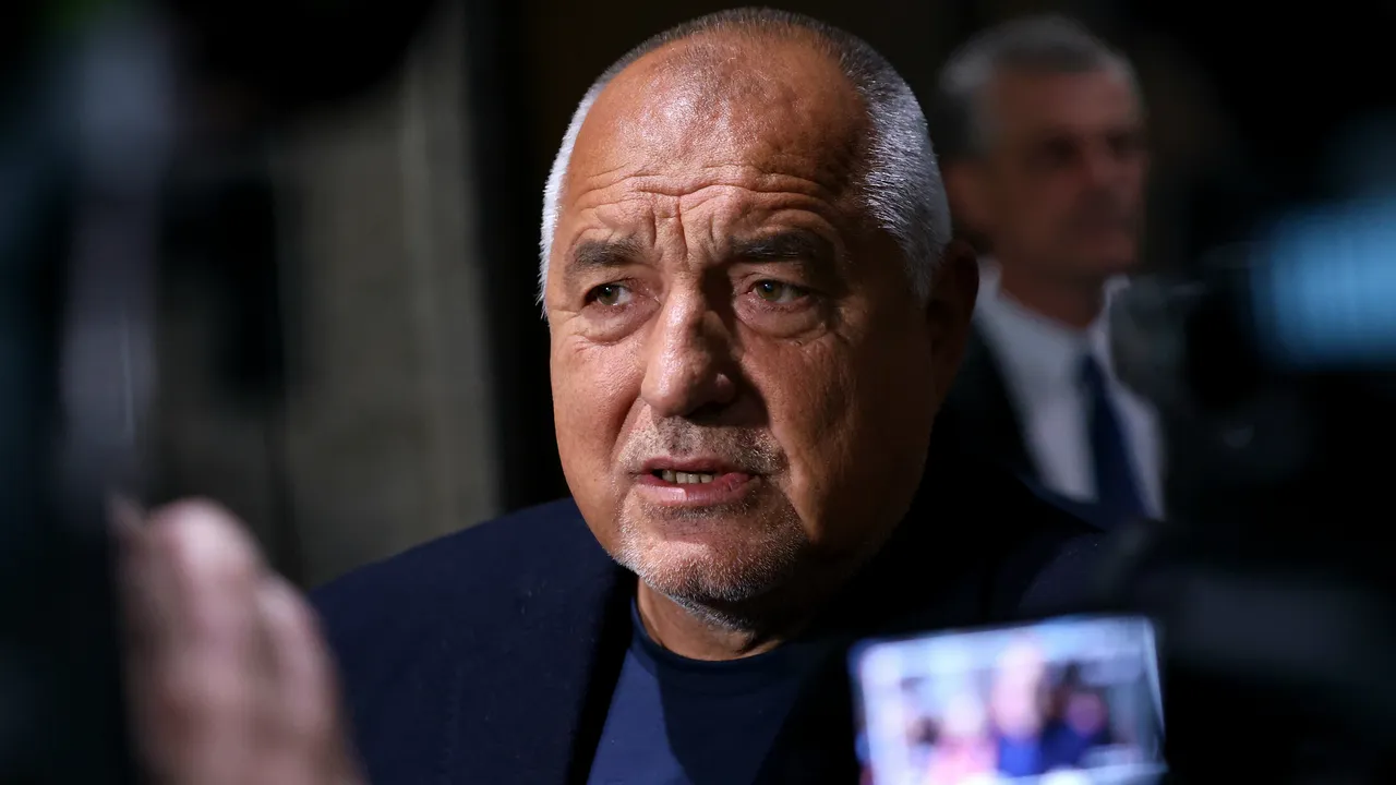 Борисов за промените в НСО: Никой не пипа на президента жена му