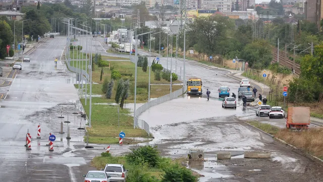 В Царево: Очакват военен вертолет да помага за евакуация на хора