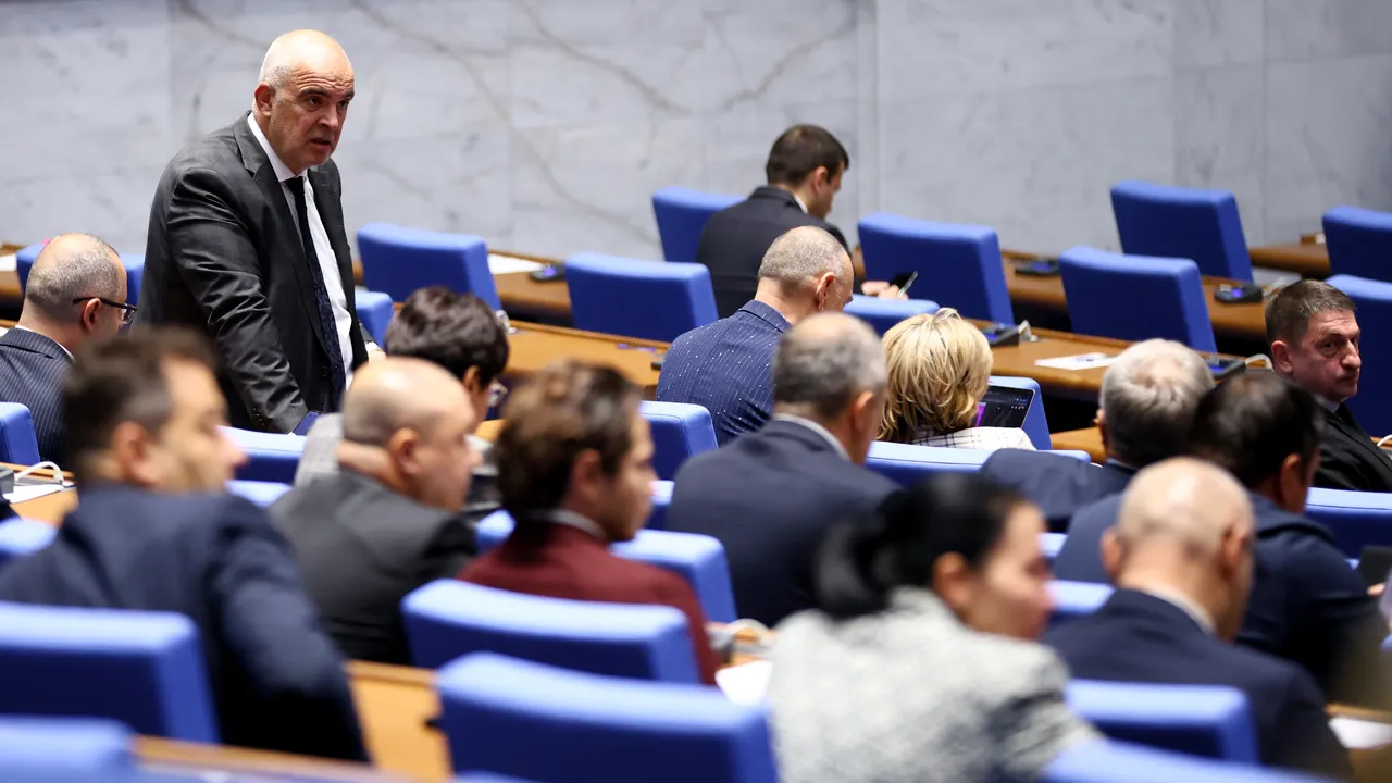 Администрацията на президента остава без коли на НСО