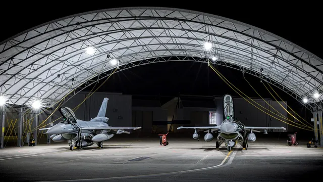 Двата нови F-16 Block 70 кацнаха в базата край Граф Игнатиево