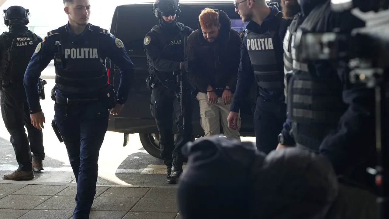 Двама убити и петима ранени при стрелба с „Калашников“ в Ница