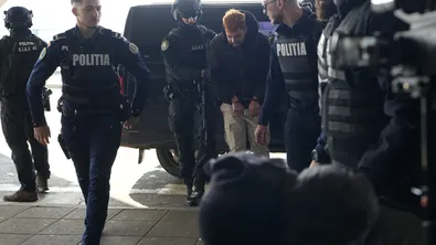 Двама убити и петима ранени при стрелба с „Калашников“ в Ница