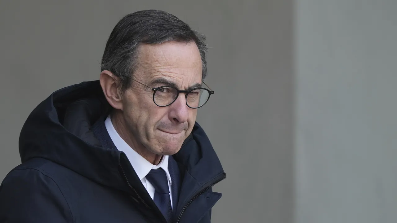 Рьотайо: Макрон трябва да се произнесе за политическата криза във Франция