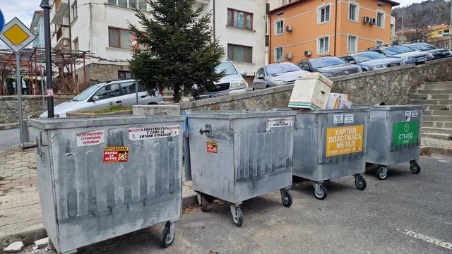 БСП и ПП–ДБ в спор за обществената поръчка за боклука в София