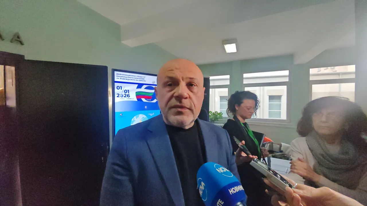 Дончев: Прекалено много институции отговарят за Елените