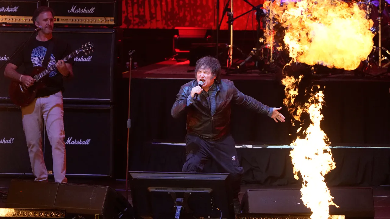 Хавиер Милей пя „Hava Nagila“ и защити действията на Израел