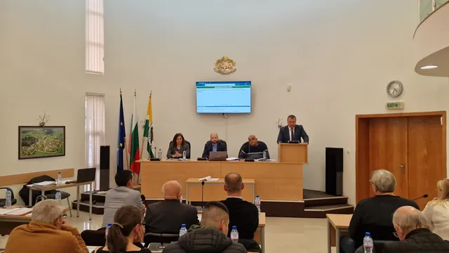 Протест в Павликени срещу смяна на управителя на общинската болница