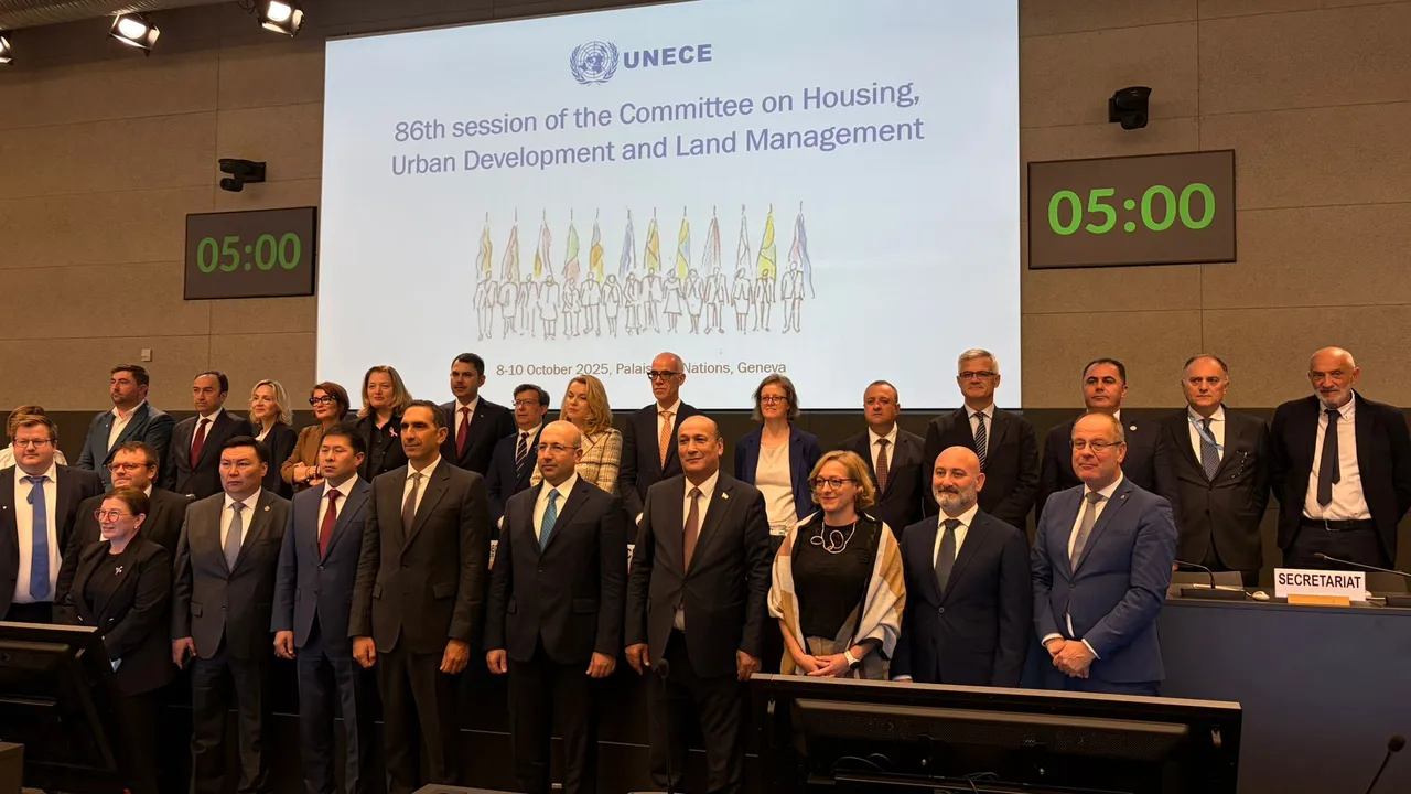 Министър Иванов: Осигуряване на достъпно жилище е основно човешко право