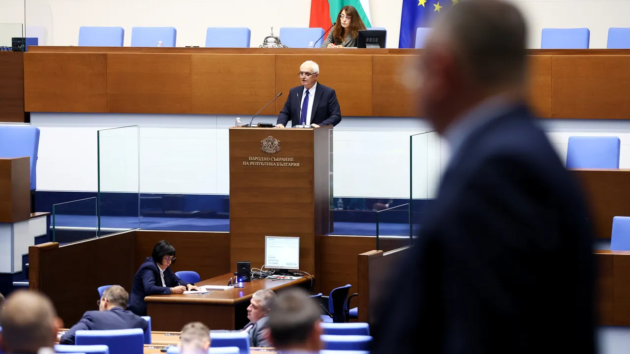 Депутатите разрешиха на първо четене обстрел на дронове при охрана на военни обекти