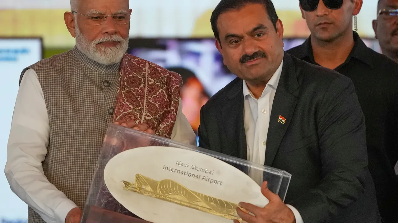 Летище за 2.2 млрд. долара в Мумбай откри Нарендра Моди