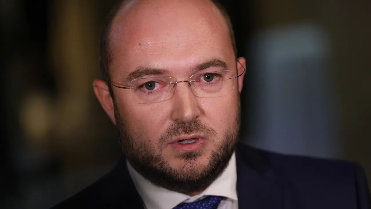 Заради кризата с боклука: Правосъдният министър ще се срещне с кмета на София