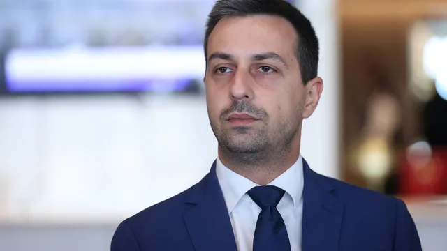 "Възраждане": За кризата с боклука вината е на мафията