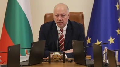 Премиерът Желязков, кметът Терзиев и районните кметове с общ фронт срещу кризата с боклука в София