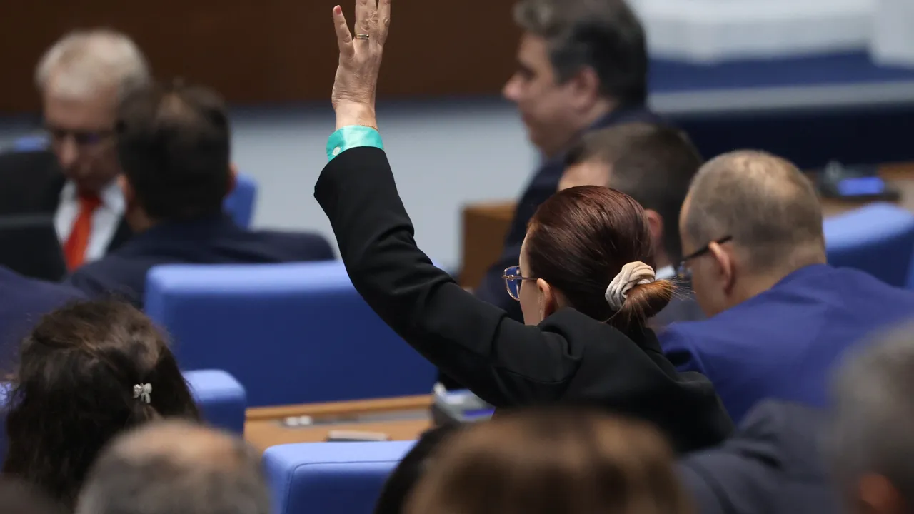 Парламентът одобри на първо четене заем от 250 млн. евро от Банката за развитие на Съвета на Европа