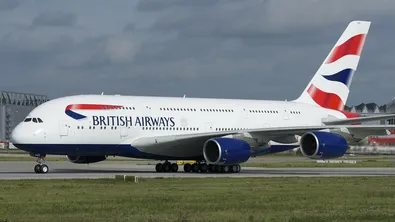 Дим на борда: самолет на British Airways кацна извънредно в Букурещ