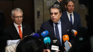 ПП-ДБ искат оставката на председателя на КПК Антон Славчев