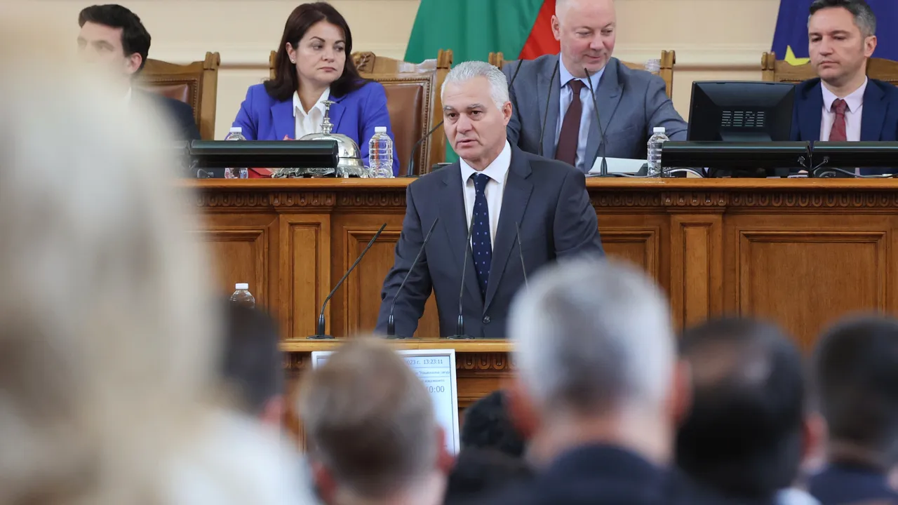 Депутат от ПП-ДБ: Службите са на ръчно управление от партийните централи